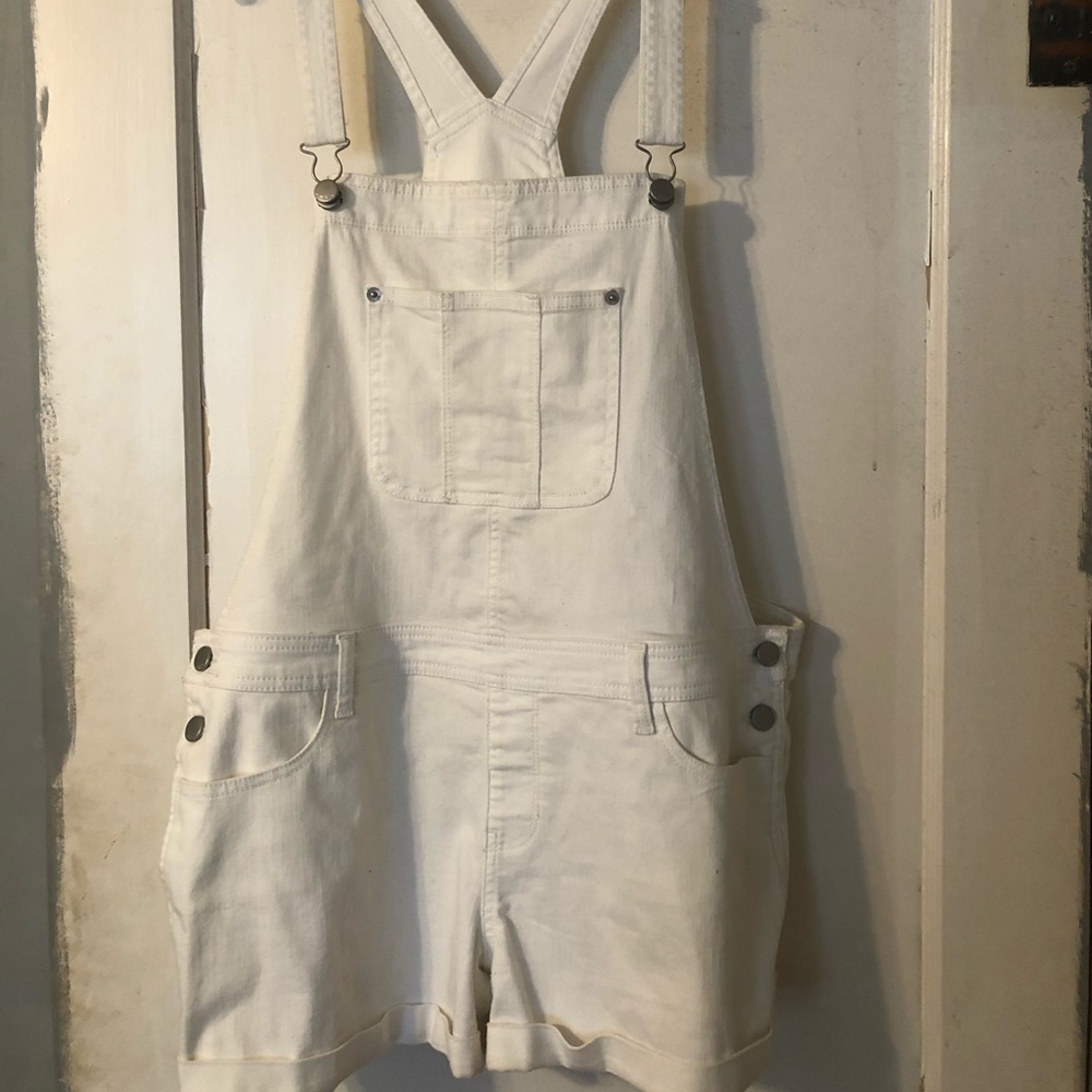 White overall shorts